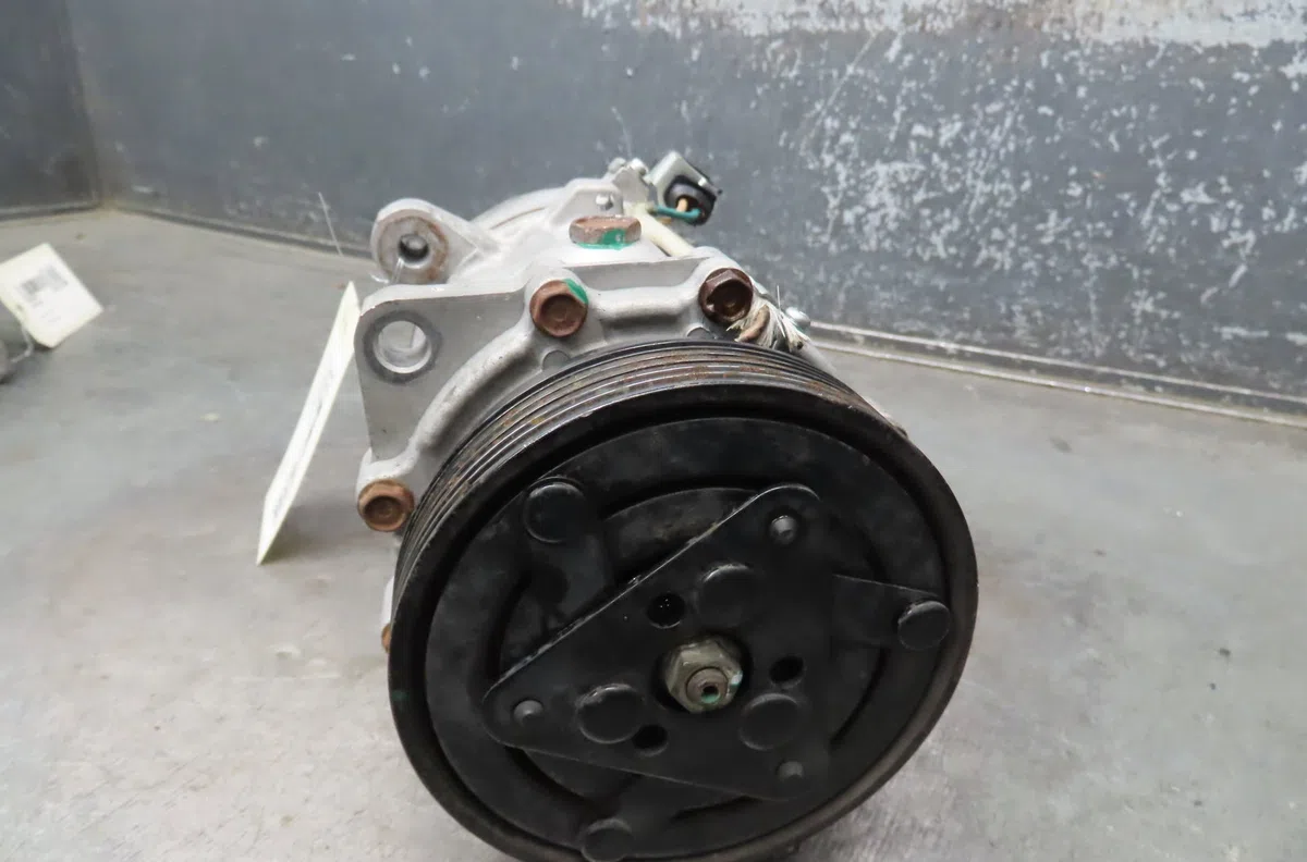Compresseur air conditionne Audi TT (8N3) 1.8 t (1998-2006) occasion — photo 2