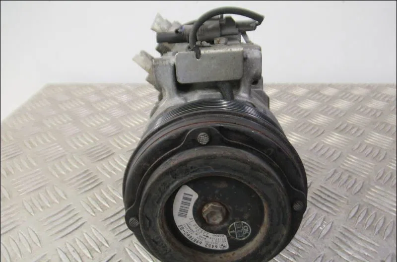 Compresseur air conditionne Bmw 1 Décapotable (E88) 118 d (2008-2013) occasion — photo 2