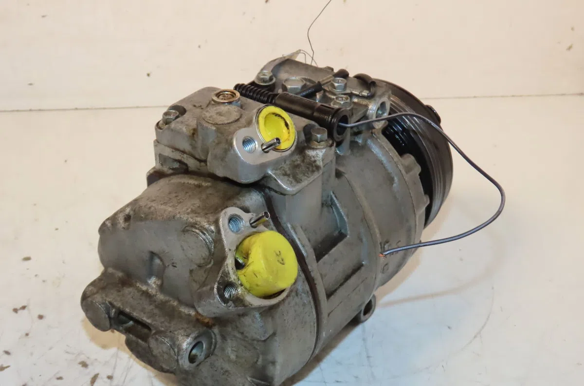 Compresseur air conditionne Bmw 3 Décapotable (E46) 325 ci (2000-2006) occasion — photo 2