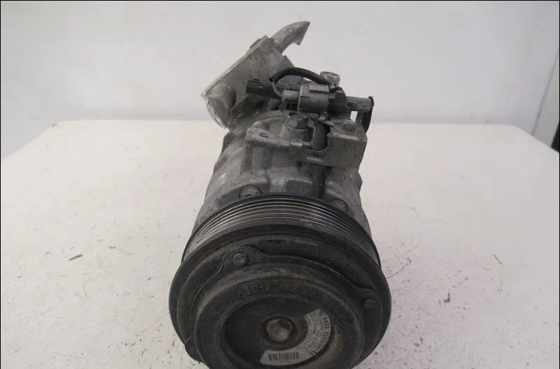 Compresseur air conditionne Bmw 3 (F30, F80) 318 d (2012-2018) occasion — photo 2