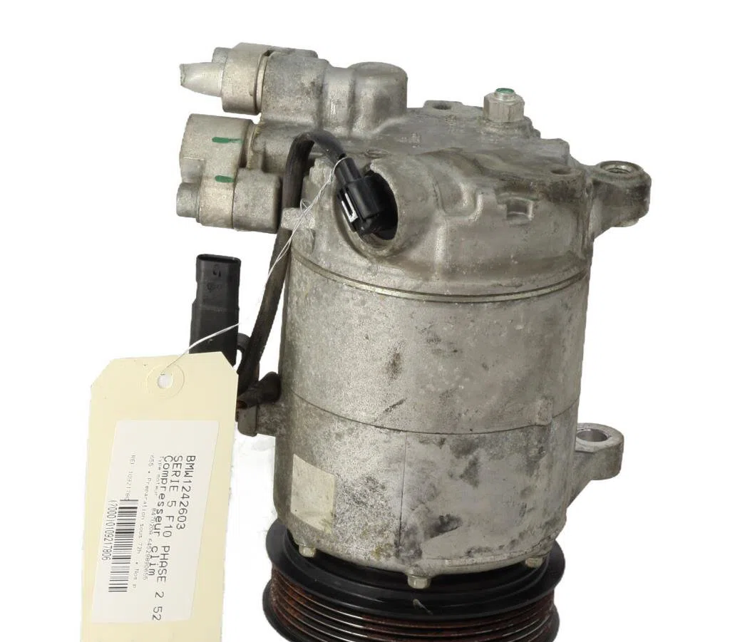 Compresseur air conditionne Bmw 5 (F10) 520 d (2010-2014) occasion — photo 2