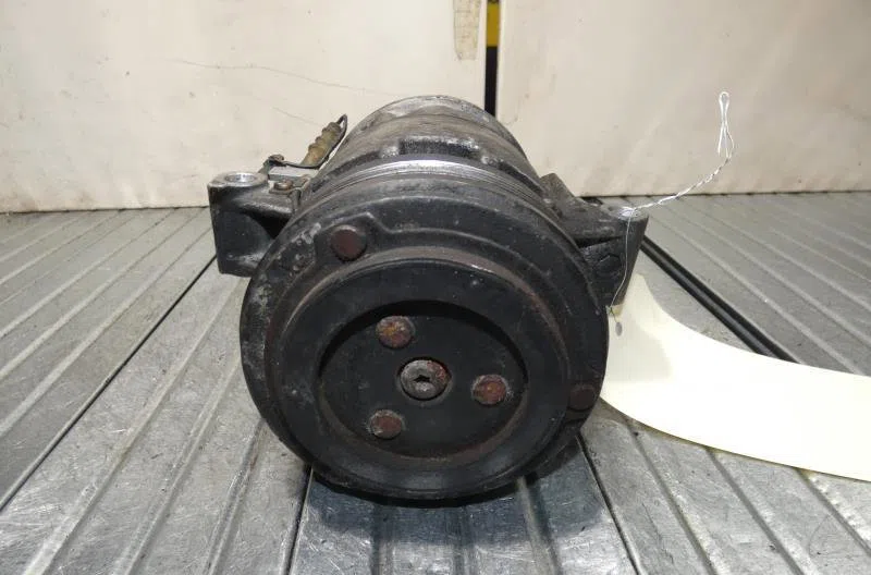 Compresseur air conditionne BMW SERIE 3 E46 PHASE 1 occasion — photo 2