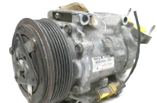Compresseur air conditionne Citroën C3 I (FC_, FN_) 1.4 hdi (2003-2011) 5 portes occasion — photo 2