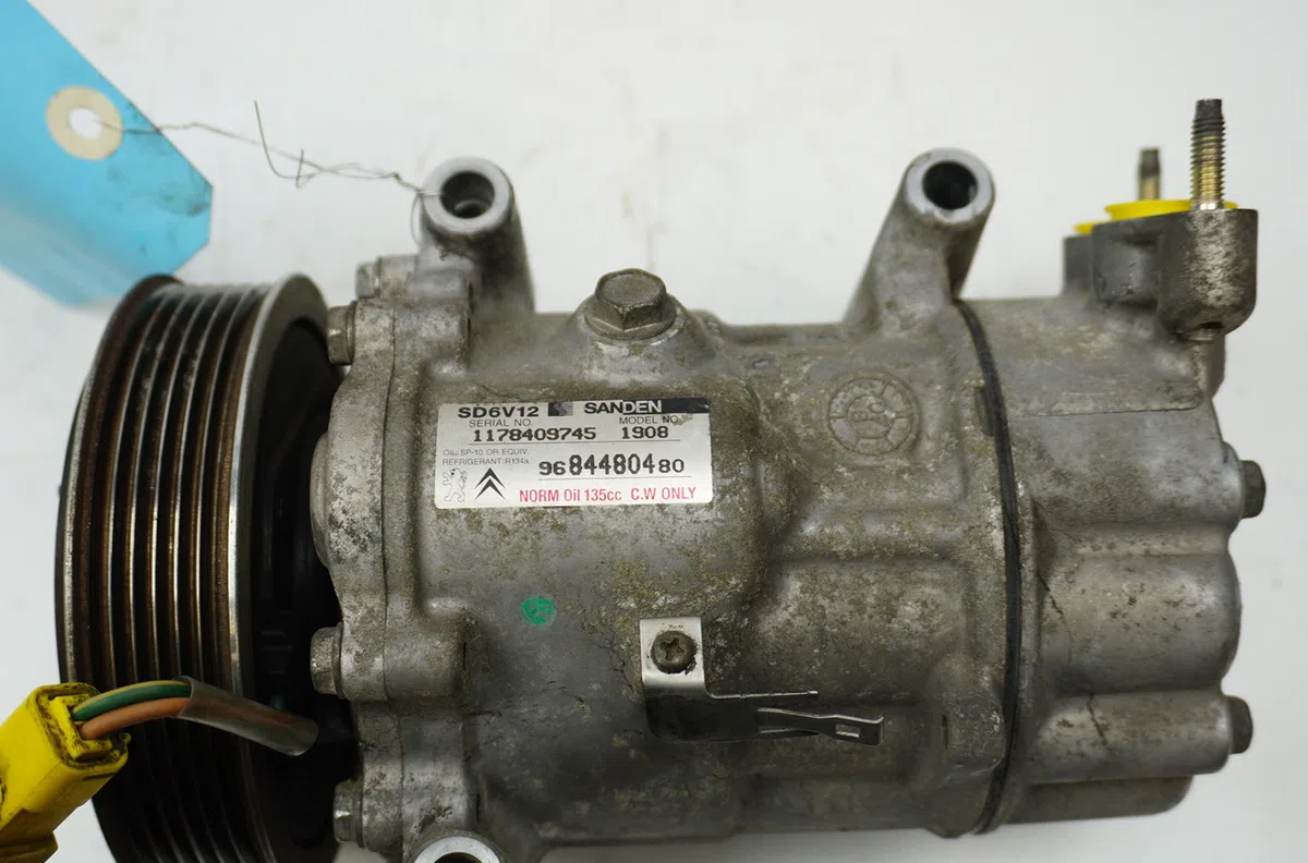 Compresseur air conditionne Citroen C3 I (FC_, FN_) 1.4 hdi (2003-2011) occasion — photo 2