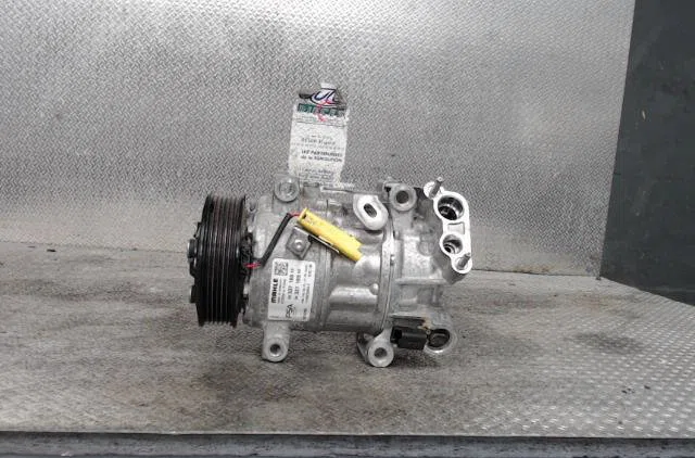 Compresseur air conditionne CITROEN C4 3  C4 3 occasion — photo 2