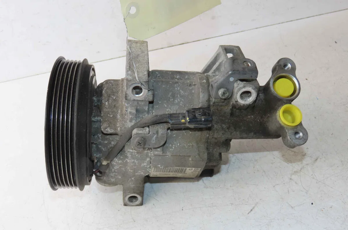 Compresseur air conditionne DACIA DOKKER occasion — photo 2