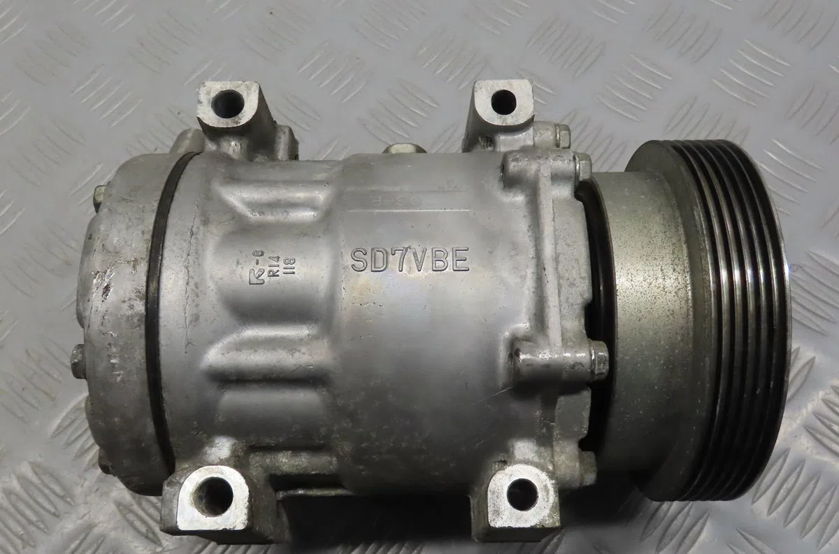 Compresseur air conditionne Dacia LOGAN MCV (KS_) 1.5 dci (ks0k) (2007) occasion — photo 2