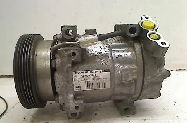 Compresseur air conditionne Dacia SANDERO 1.5 dci (2010) occasion
