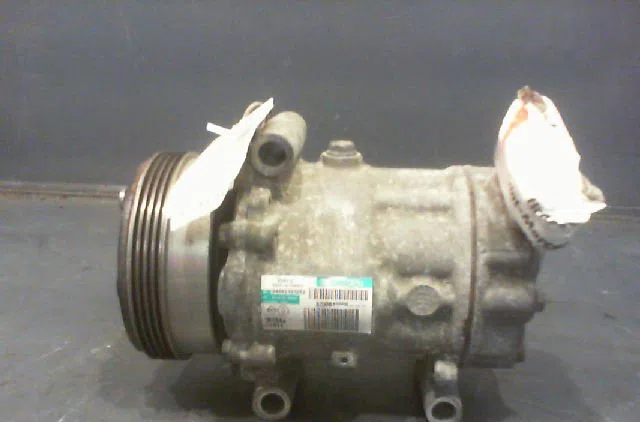Compresseur air conditionne DACIA SANDERO 2012 occasion — photo 2