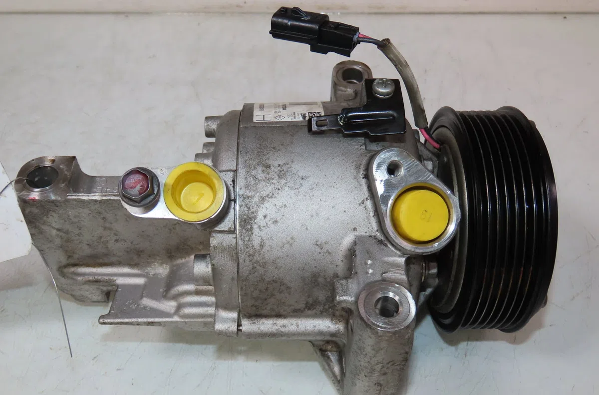 Compresseur air conditionne Dacia SANDERO II 1.0 tce 100 (b8ml) (2019) occasion — photo 2