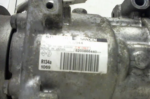 Compresseur air conditionne DACIA SANDERO occasion — photo 2