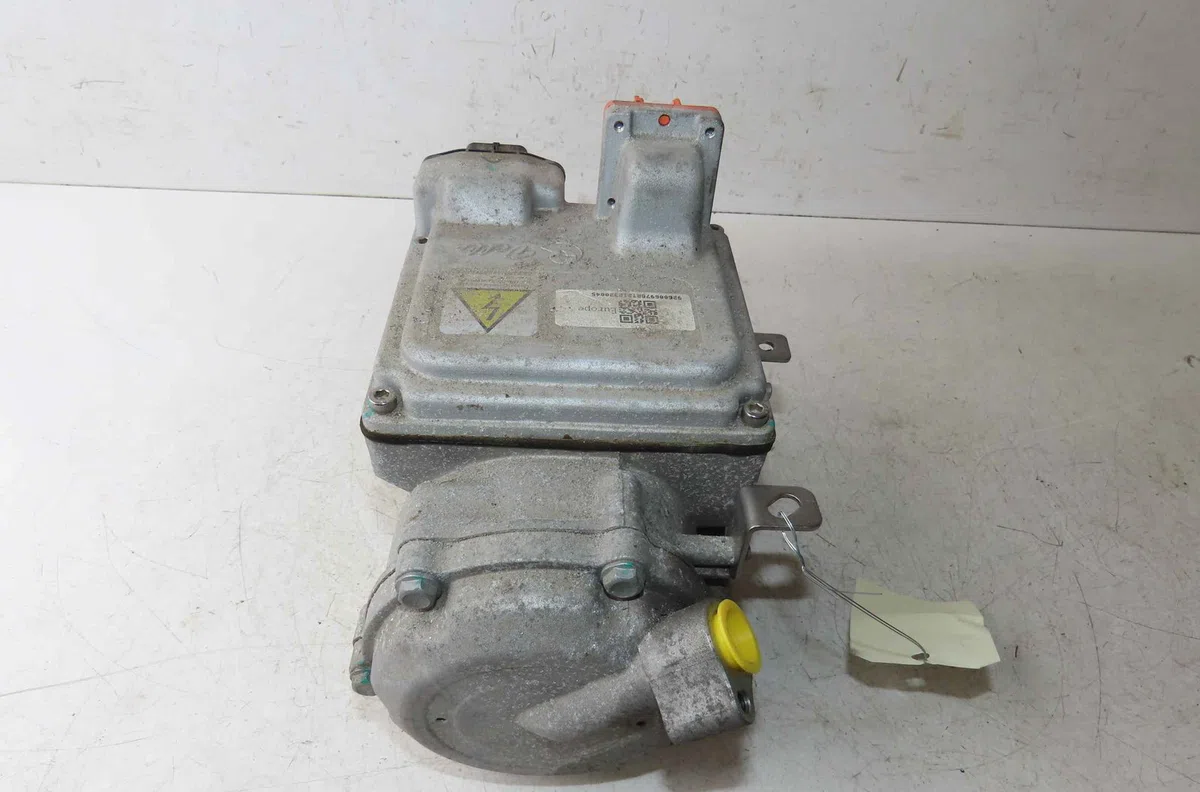 Compresseur air conditionne DACIA SPRING occasion — photo 2