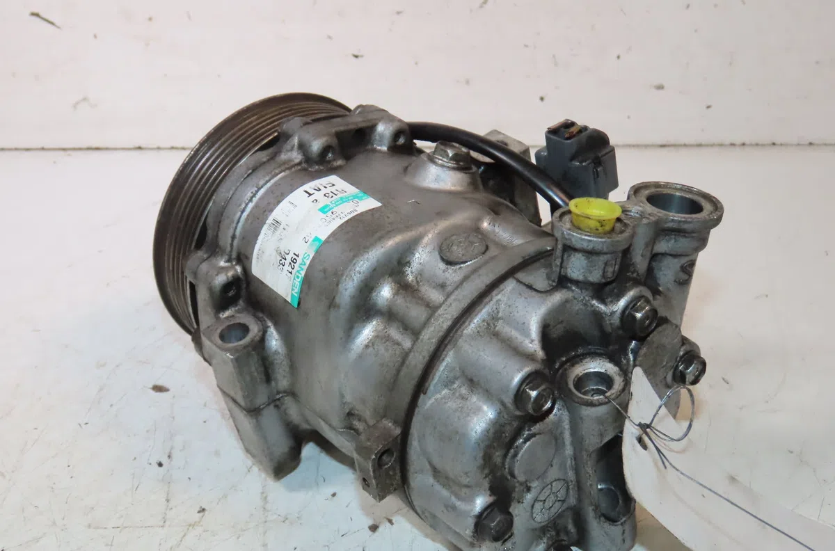 Compresseur air conditionne Fiat FIORINO Monospace (225_) 1.3 jtd multijet (225bxe1a) (2011) occasion — photo 2