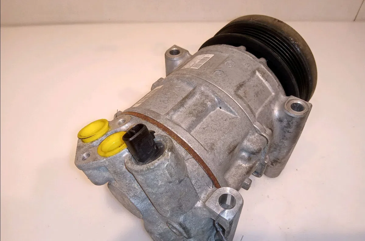 Compresseur air conditionne Fiat GRANDE PUNTO (199_) 1.2 (2005) occasion — photo 2