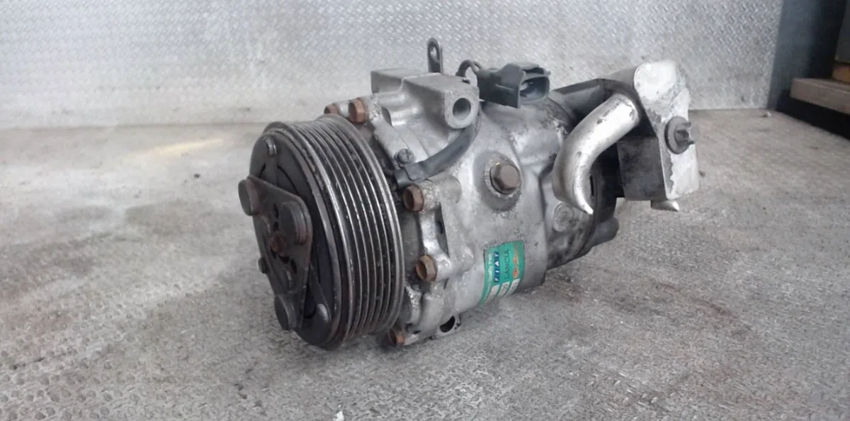 Compresseur air conditionne Fiat GRANDE PUNTO (199_) 1.3 d multijet (2008) occasion — photo 2