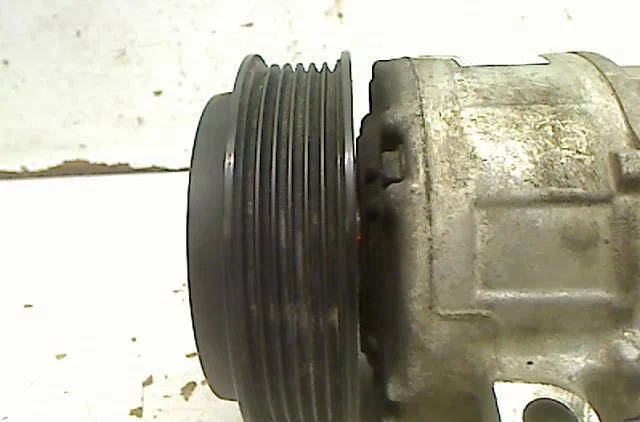Compresseur air conditionne Fiat GRANDE PUNTO (199_) 1.9 d multijet (2006-2009) occasion — photo 2