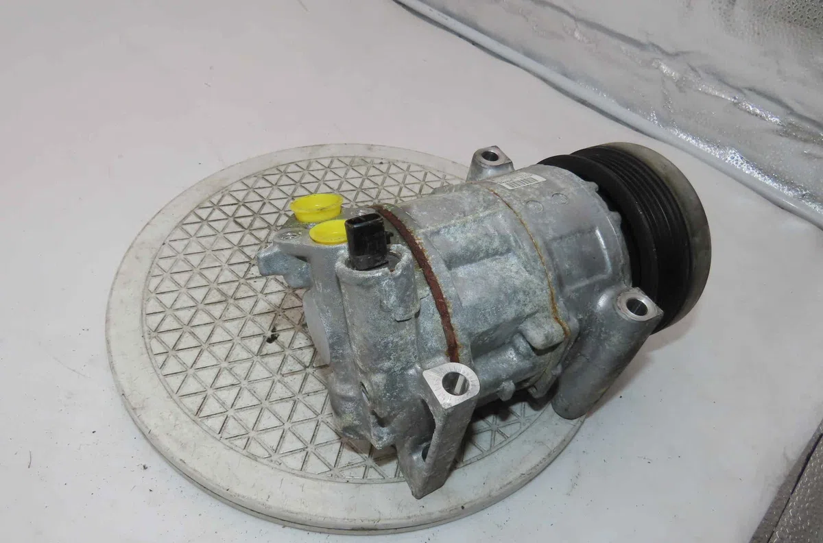 Compresseur air conditionne FIAT PUNTO EVO III occasion — photo 2