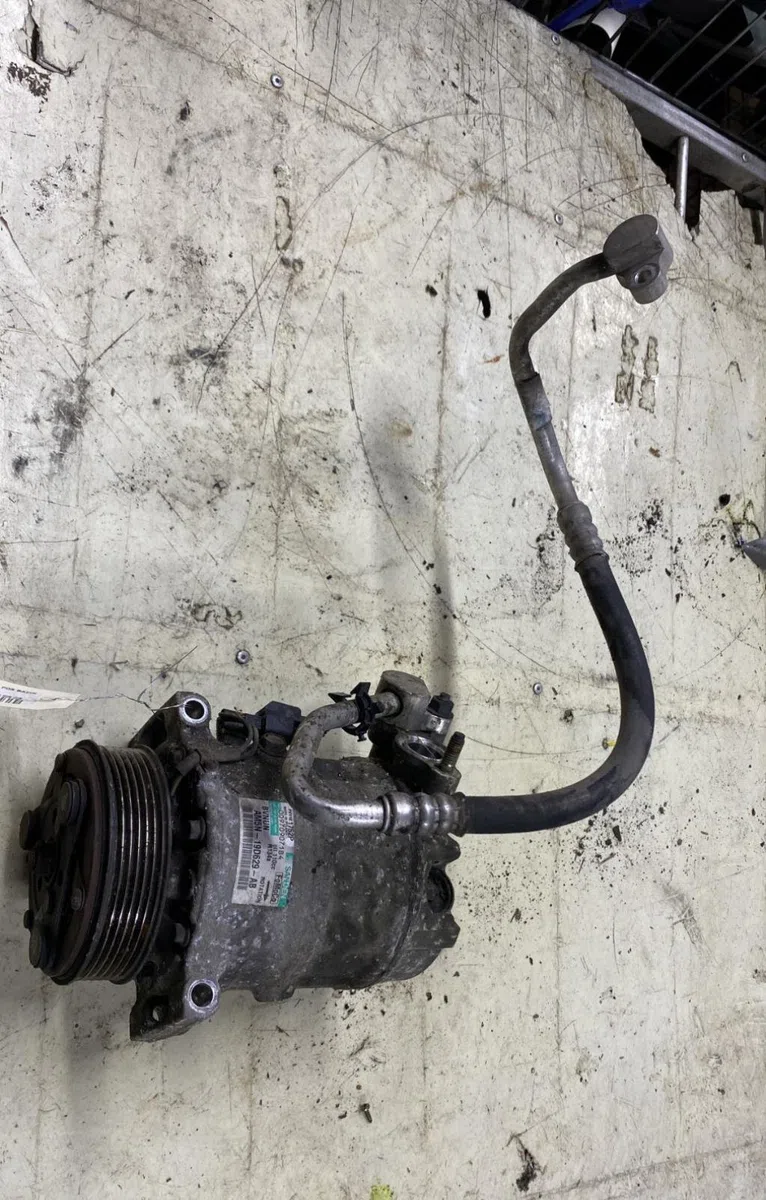 Compresseur air conditionne FORD C-MAX 2 PHASE 1 occasion — photo 2