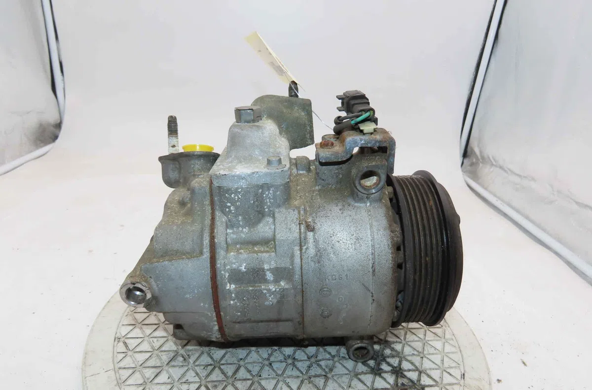 Compresseur air conditionne FORD CMAX II occasion — photo 2