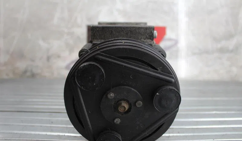 Compresseur air conditionne FORD ESCORT 5 PHASE 2 occasion — photo 4