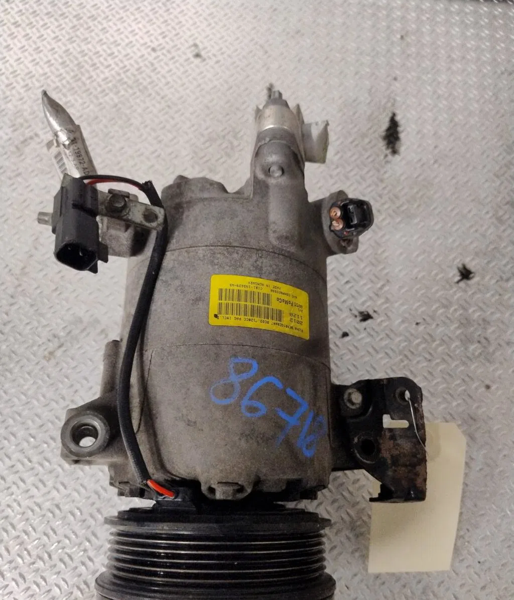 Compresseur air conditionne FORD FIESTA 6  FIESTA 6 PHASE 2 occasion — photo 2