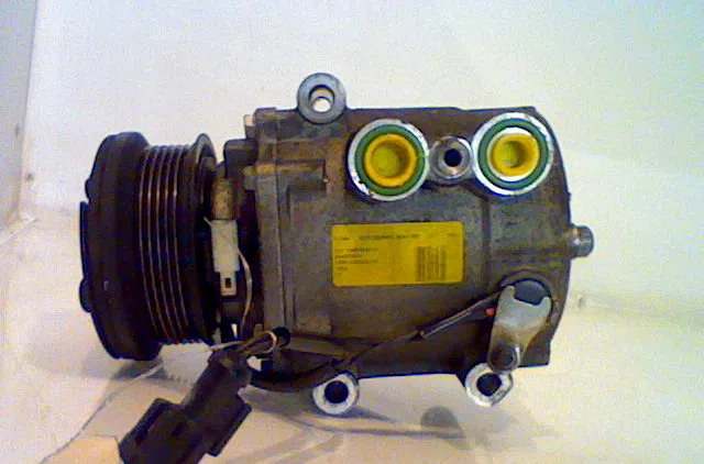 Compresseur air conditionne FORD FIESTA V 2005 occasion — photo 2