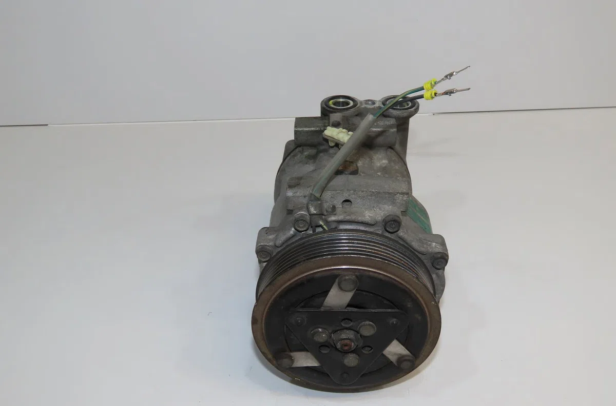 Compresseur air conditionne Ford FIESTA V (JH_, JD_) 1.6 tdci (2004-2008) occasion