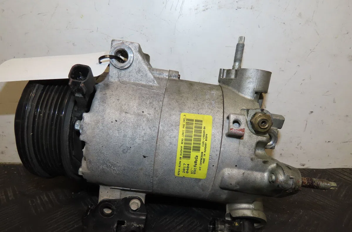 Compresseur air conditionne Ford FIESTA VI (CB1, CCN) 1.0 ecoboost (2013) occasion