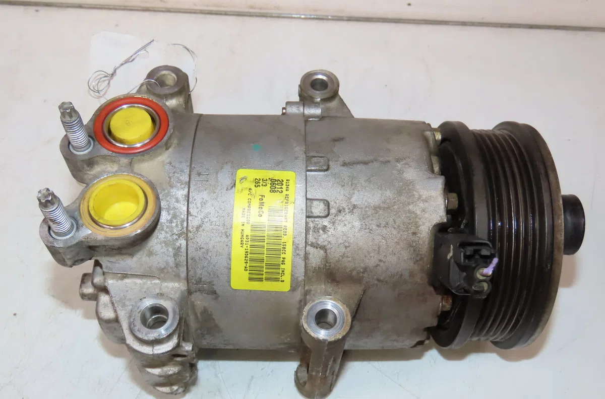 Compresseur air conditionne Ford FIESTA VI (CB1, CCN) 1.25 (2008-2017) 5 portes occasion — photo 2