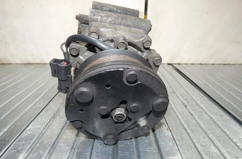 Compresseur air conditionne FORD FOCUS 1 occasion — photo 2