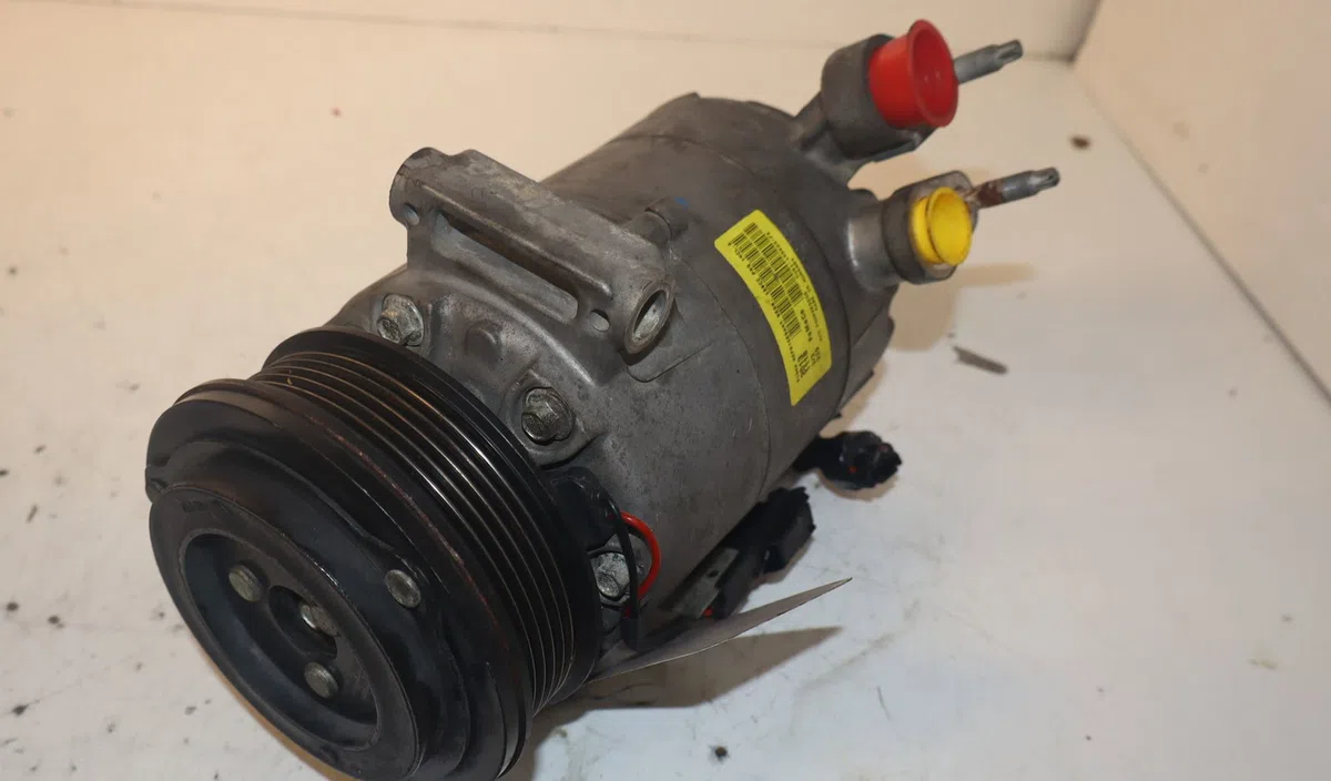 Compresseur air conditionne Ford FOCUS III Turnier 1.0 ecoboost (2012) occasion