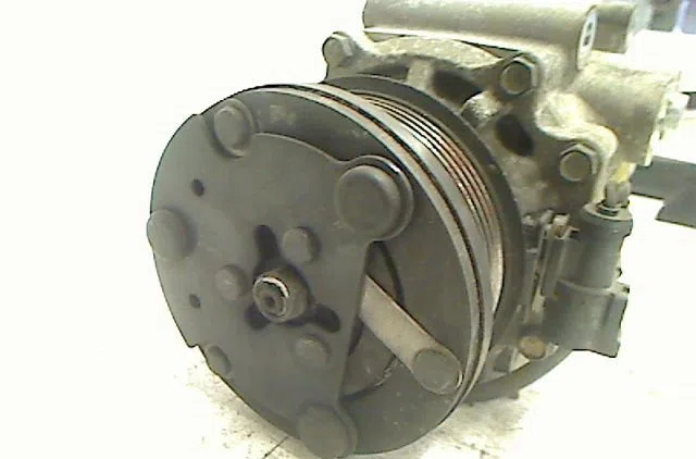 Compresseur air conditionne Ford FUSION (JU_) 1.6 (2002-2009) occasion