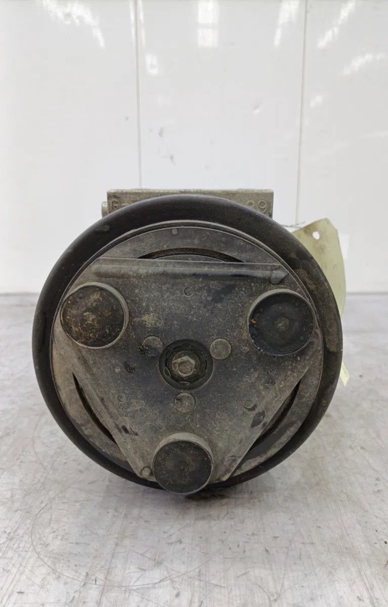 Compresseur air conditionne FORD KA 1 PHASE 1 occasion — photo 4