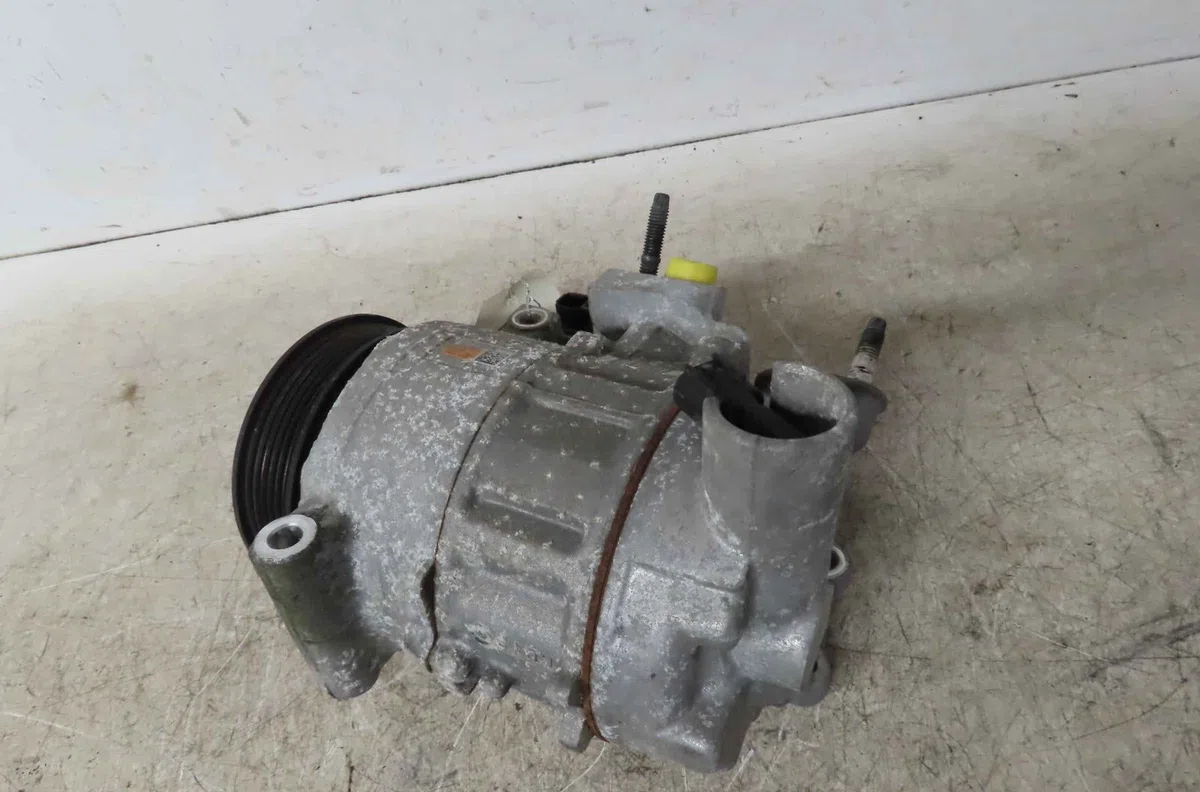 Compresseur air conditionne FORD KUGA II occasion — photo 2