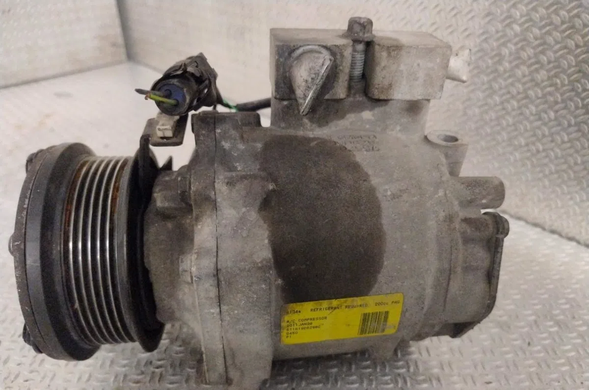 Compresseur air conditionne Ford TRANSIT CONNECT (P65_, P70_, P80_) 1.8 tdci (2002-2013) 3 portes occasion
