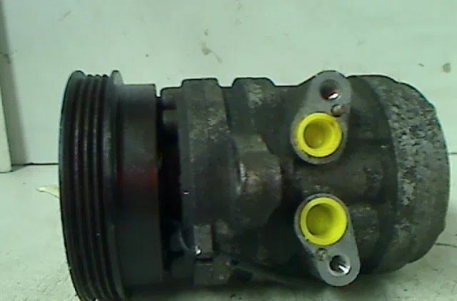 Compresseur air conditionne HYUNDAI ATOS occasion — photo 2
