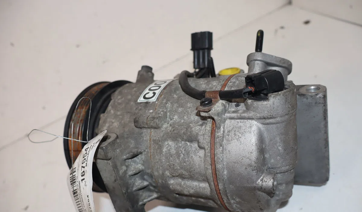 Compresseur air conditionne Hyundai Ix35 (LM, EL, ELH) 2.0 crdi (2012) occasion — photo 2