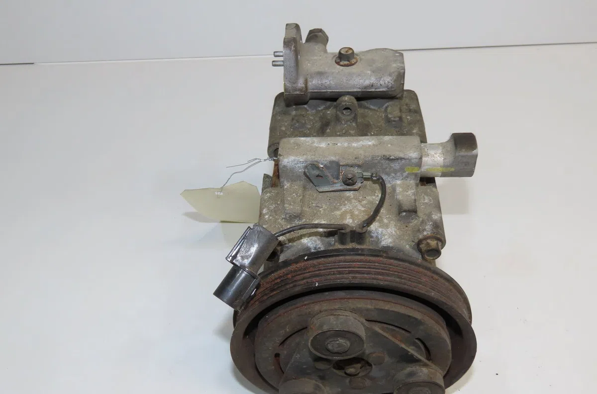 Compresseur air conditionne Hyundai PONY I (X-3) 1.5 i 12v (1994-2000) occasion