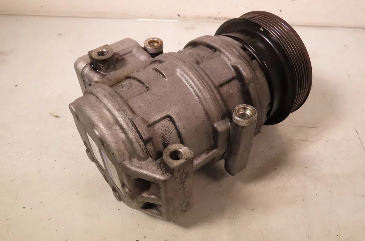 Compresseur air conditionne Hyundai TUCSON (JM) 2.0 crdi traction intégrale (2004-2010) 5 portes occasion — photo 2