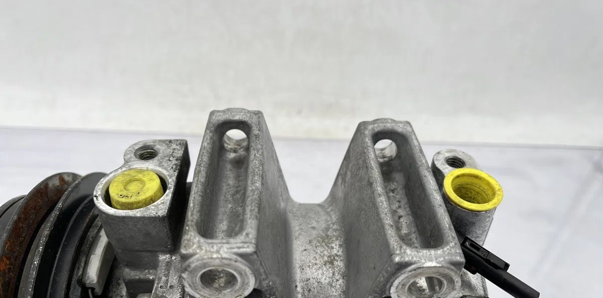 Compresseur air conditionne ISUZU D-MAX 2 PHASE 1 occasion — photo 4