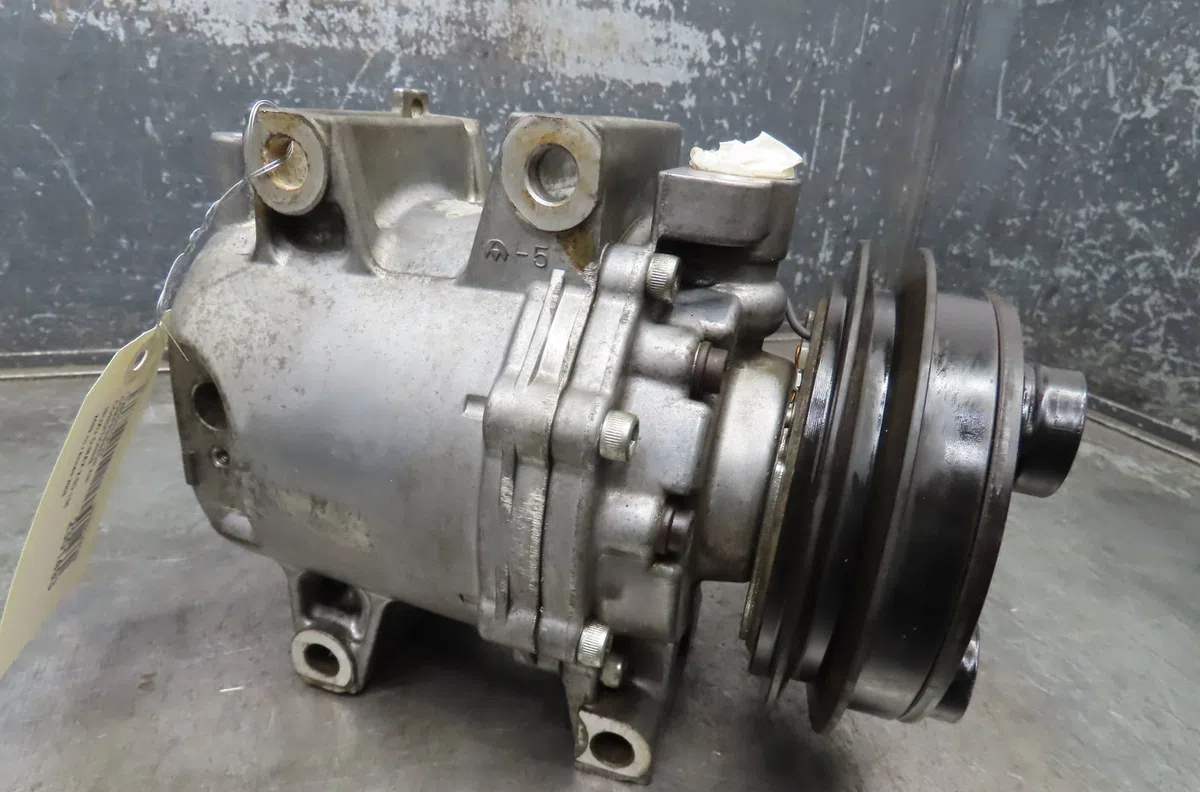 Compresseur air conditionne Isuzu D-MAX I (TFR, TFS) 2.5 ditd 4x4 (tfs86_) (2007-2012) occasion — photo 2