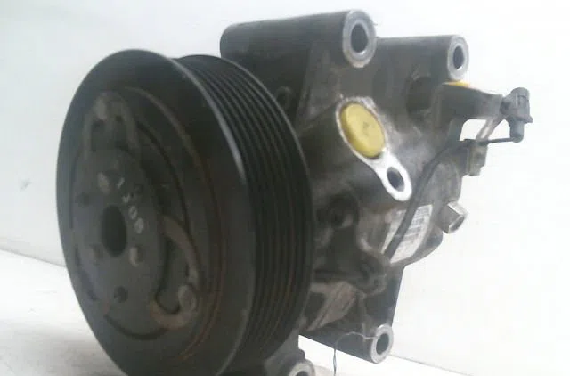 Compresseur air conditionne ISUZU D-MAX occasion — photo 2