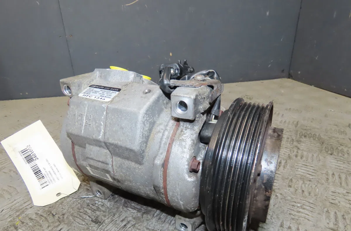 Compresseur air conditionne Jeep CHEROKEE (KJ) 2.8 crd 4x4 (2004-2008) occasion