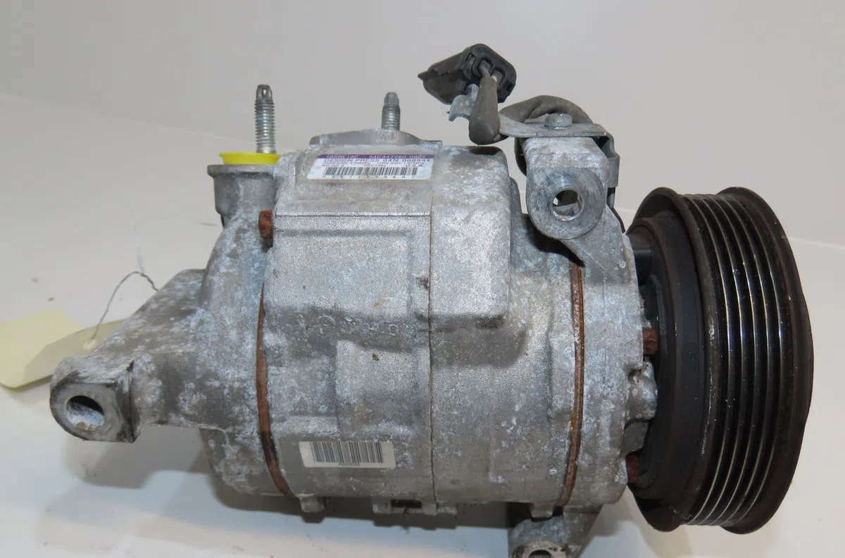 Compresseur air conditionne Jeep COMPASS (MK49) 2.2 crd (2011) occasion — photo 2