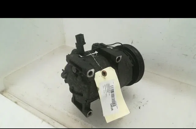Compresseur air conditionne Kia VENGA (YN) 1.4 crdi 90 (2010) occasion — photo 2
