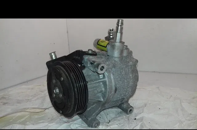 Compresseur air conditionne Lancia YPSILON (312_) 1.2 (312.pxa1a, 312.yxa1a) (2011) occasion