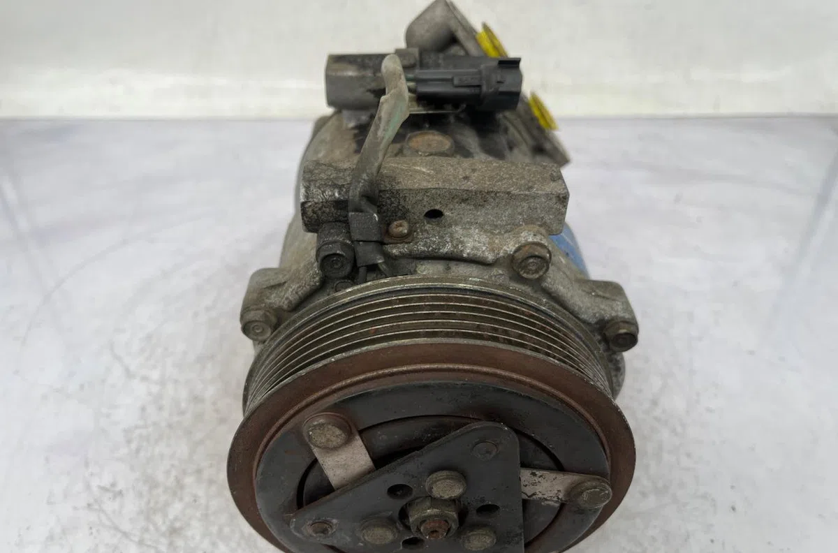 Compresseur air conditionne MAZDA 3 1 PHASE 2 occasion — photo 3