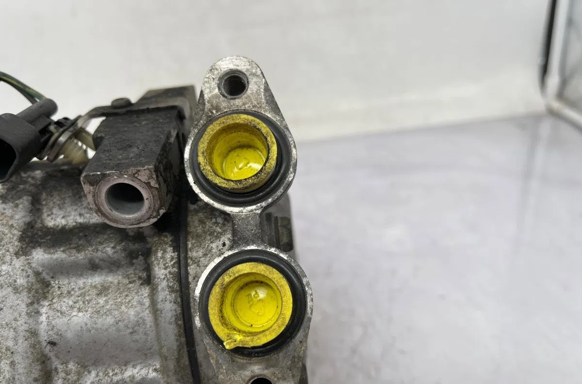 Compresseur air conditionne MAZDA 3 1 PHASE 2 occasion — photo 4