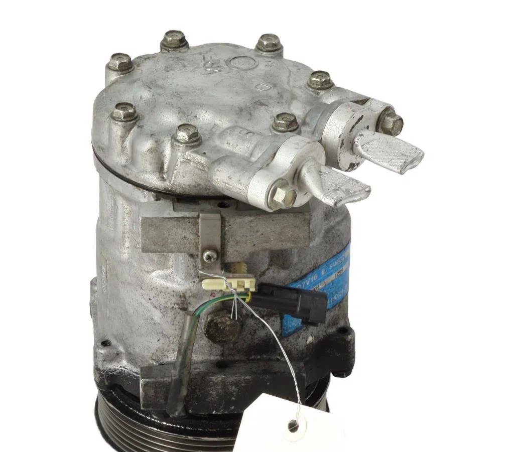 Compresseur air conditionne Mazda 3 A trois volumes (BK) 1.6 di turbo (bk12y) (2004-2009) occasion