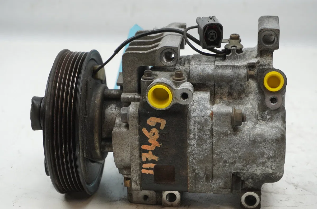 Compresseur air conditionne Mazda 6 Hatchback (GG) 2.0 (gges) (2002-2007) occasion — photo 2
